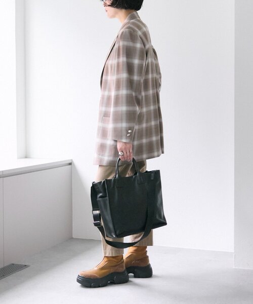 ear PAPILLONNER（イア パピヨネ） トートバッグ 「本革/B5サイズ対応