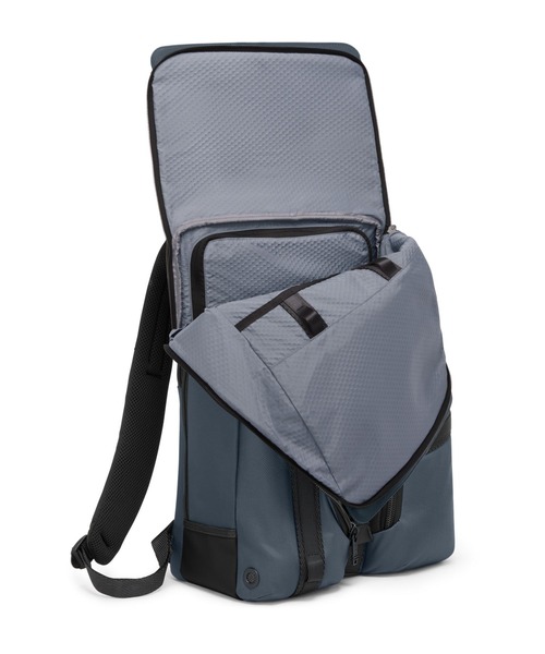 TUMI デイバック リュック ALPHA BRAVO 「サーヴェイランス