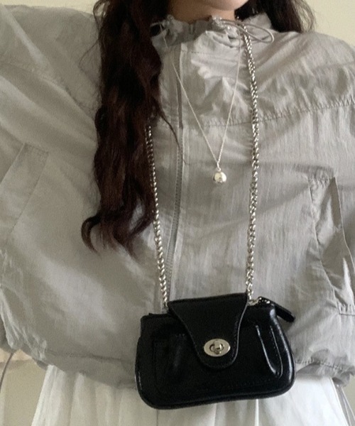 新品未使用Girlish⭐︎ピンタックショルダートップス セール】 くしゅくしゅベルトタテショルダー （ショルダーバッグ