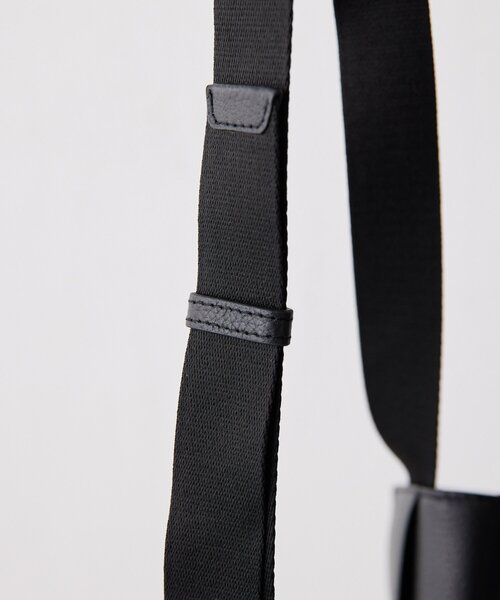 ear PAPILLONNER（イア パピヨネ） ショルダーバッグ バッグ