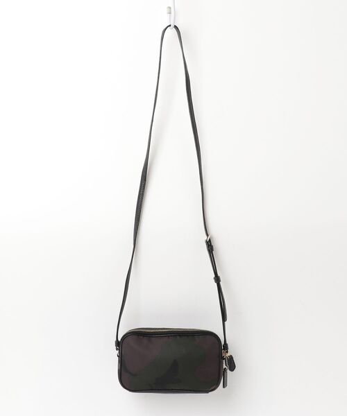 ★美品★COACH カモフラージュ レザーショルダーバッグ COACH（コーチ） カモフラージュショルダーバッグ - グリーン
