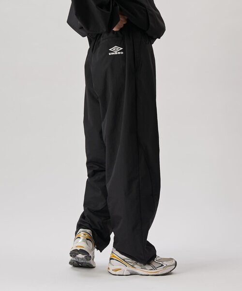「UMBRO」 イージーパンツ S ネイビー レディースの画像