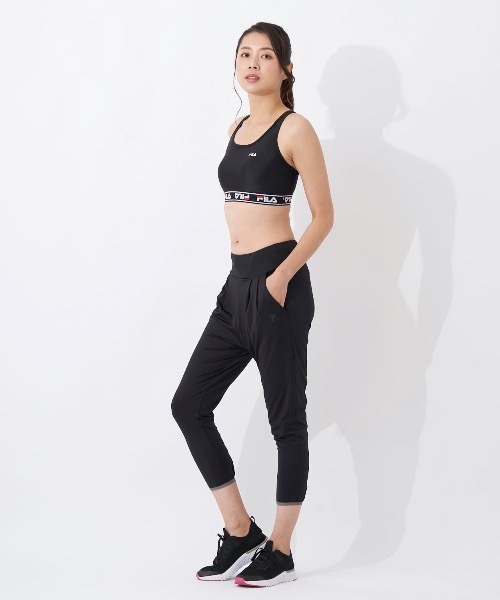 新品emmi yoga FILAコラボレギンス・ブラトップ エミ　ヨガ　フィラ エミ emmi 【emmi yoga】FILAコラボレギンス - メルカリ