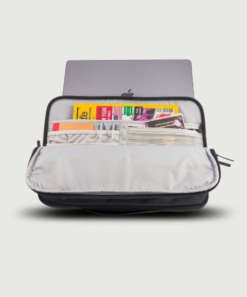 タブレットケース BROOKS LAPTOP ORGANIZER 16” BLACK_2