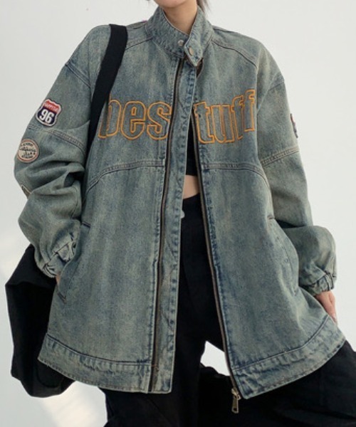 Levi´s】ヴィンテージ デニムジャケット ワッペン付き レディース