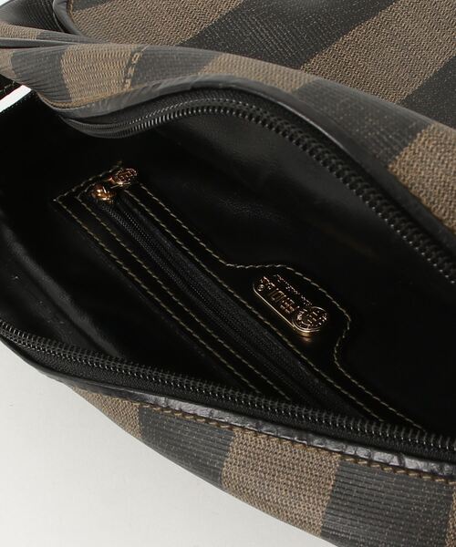 FENDI ショルダーバッグ ブラウン FENDI ブラウンショルダーバッグ