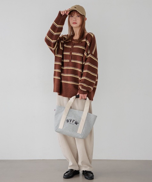 【新品】ハグオーワー コーデュロイカーブパンツ ブラック Sサイズ 新品】ハグオーワー コーデュロイカーブパンツ ブラック Sサイズ