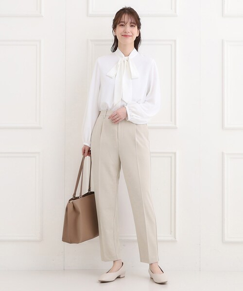 【美品】フレームワーク カットジョーゼットテーパードパンツ　ホワイト SHOO・LA・RUE（シューラルー） パンツ 入学式 卒業式 「洗濯機可