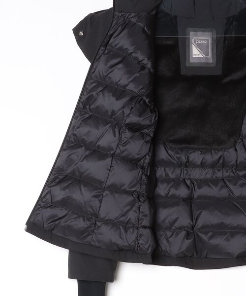 希少XLサイズ相当　ヘルノ　ダウンコート　ライトダウン　レイヤード　ブラック HERNO（ヘルノ） ダウンコート ダウンジャケット レディース