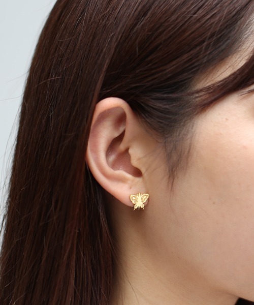 ジョジョの奇妙な冒険」 ピアス（両耳用） ONE SIZE イエローゴールド