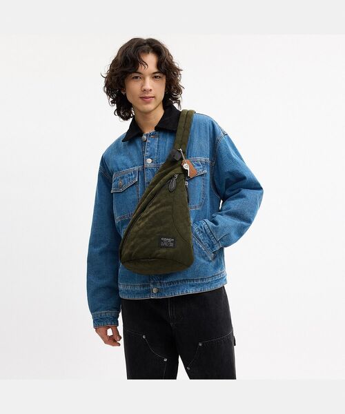 COACH（コーチ） ウエストポーチ ラクラン スリング・シグネチャー