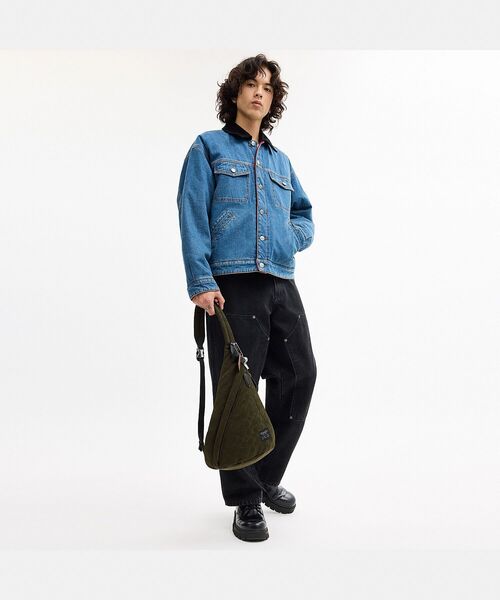 COACH（コーチ） ウエストポーチ ラクラン スリング・シグネチャー