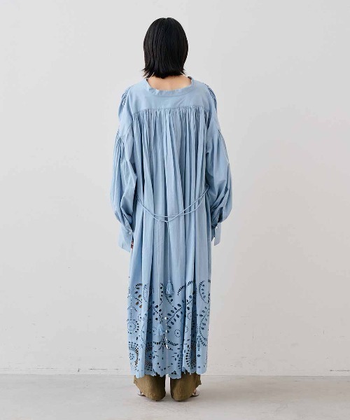 パーティードレス ワンピース ＭＥＤＥ１９Ｆ　ＭＡＤＥ　ＩＮ　ＩＮＤＩＡ　ＣＯＬＬＥＣＴＩＯＮ　エンブロイダリーコットンワンピースの画像