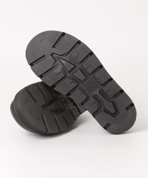 Dr. Martens ユニセックス VENT XX02 現代的なデザイン サンダル VENT XX02 ミュール