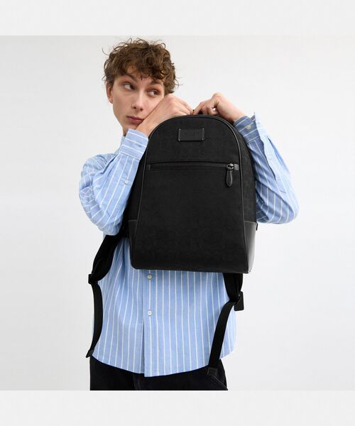 COACH 黒レザーラウンド型リュック COACH リュックサック、デイパック｜バッグ｜ファッション