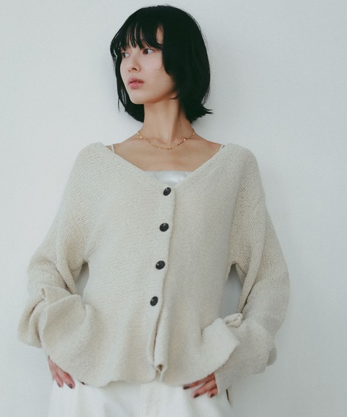 新品　A part by  ブークレペプラムニットカーディガン A part by（アパートバイ） カーディガン ブークレペプラムニット