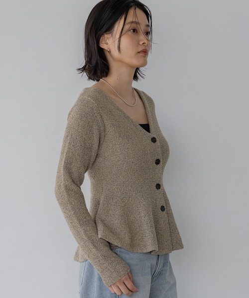み*き様 A part by ペプラムニットカーディガン 新品タグ付き 完売品 A part by（アパートバイ） カーディガン ブークレペプラムニット