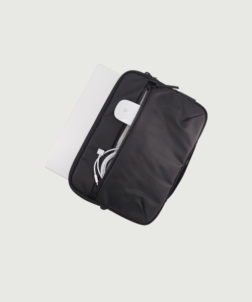 WEXLEY（ウェクスレイ） タブレットケース KINNEY SLEEVE ORGANIZER 16