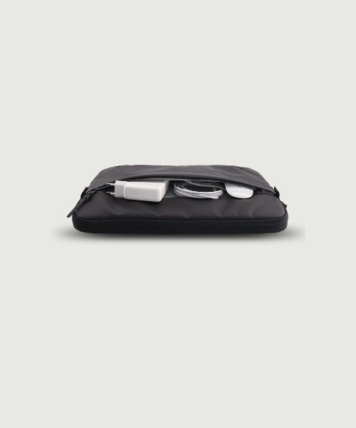 WEXLEY（ウェクスレイ） タブレットケース KINNEY SLEEVE ORGANIZER 16