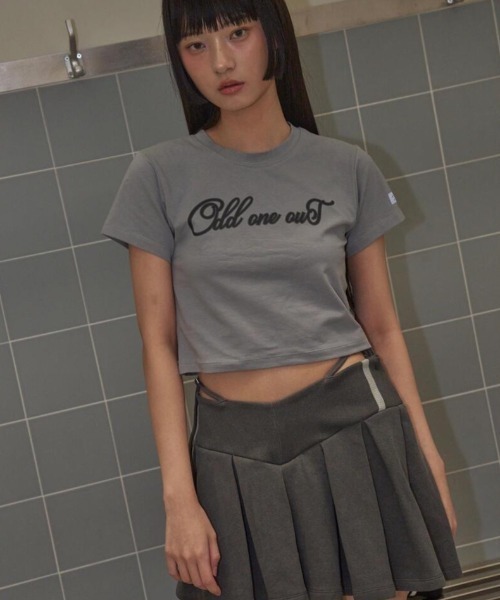 ☆人気☆ODDONEOUT☆Line pique T-shirts☆2色☆ ODD ONE OUT tシャツ 「ODDONEOUT」TWO TONE LOGO T-SHIRTS