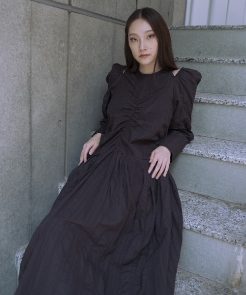 HONEY MI HONEY（ハニーミーハニー） ワンピース shoulder cut off