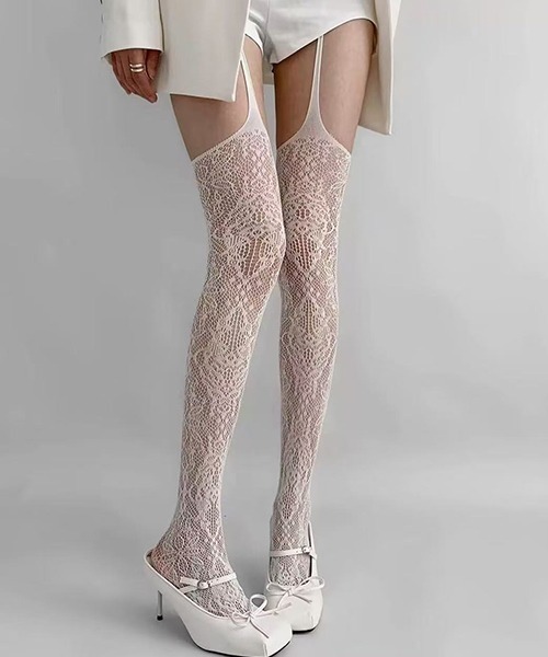 80. 新品  超稀少 網タイツ・白花柄・リボン　サルートガーターストッキング c.u.l タイツ 花柄 レース ガーター風 網タイツ ストッキング cula1208