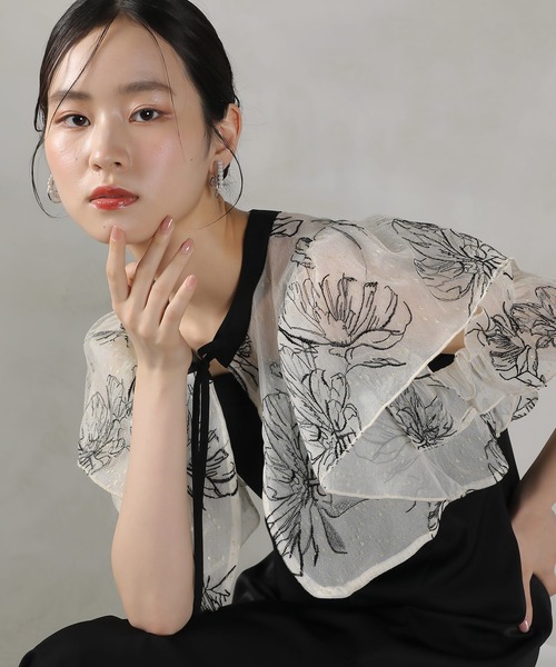 Kana ドレス ダブルフリルスリーブ フラワー刺繍 ボレロ