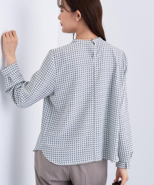 INDIVI（インディヴィ） ブラウス シャツ 「通勤／オフィス」タック