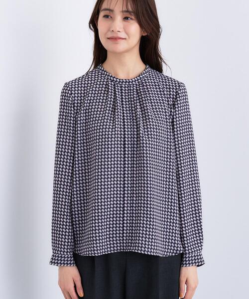 INDIVI（インディヴィ） ブラウス シャツ 「通勤／オフィス」タック