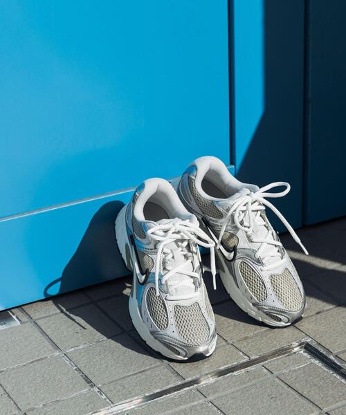 NIKE V5 RNR 厚底 Y2K ダッドスニーカー 未使用品25cm NIKE（ナイキ） スニーカー NIKE V5 RNR レディース : ZOZOTOWN Yahoo
