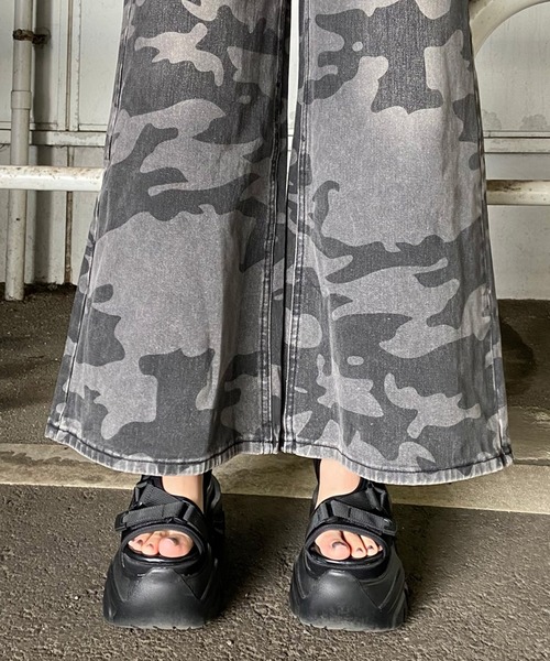 non-hedge（ノンヘッジ） パンツ スターベルト付迷彩柄ワイドパンツ