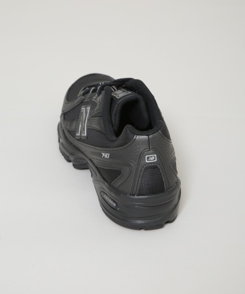 「New Balance」 ローカットスニーカー 27 グレー メンズの画像