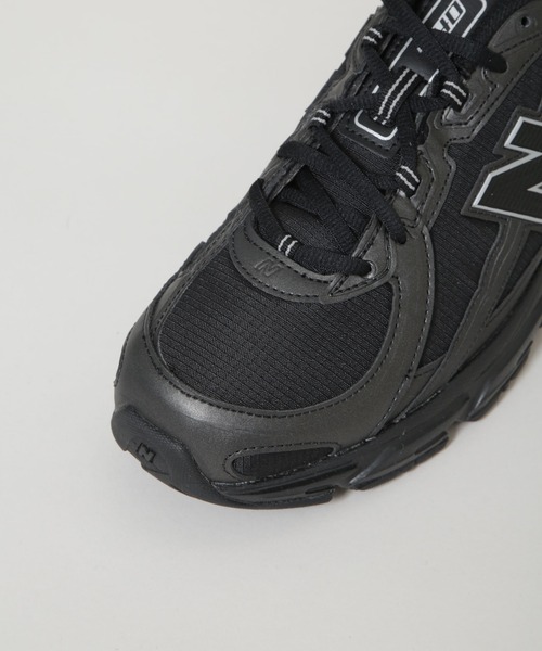「New Balance」 ローカットスニーカー 27 グレー メンズの画像