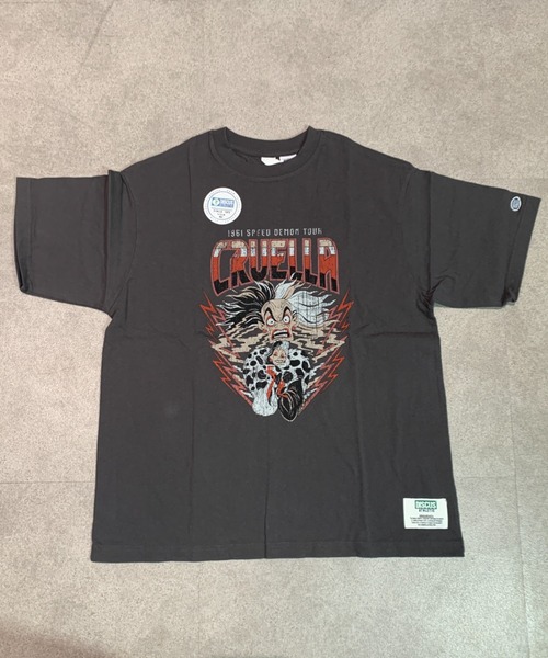 Disney（ディズニー） tシャツ 「26年春夏新作」「DISCUS×Villains