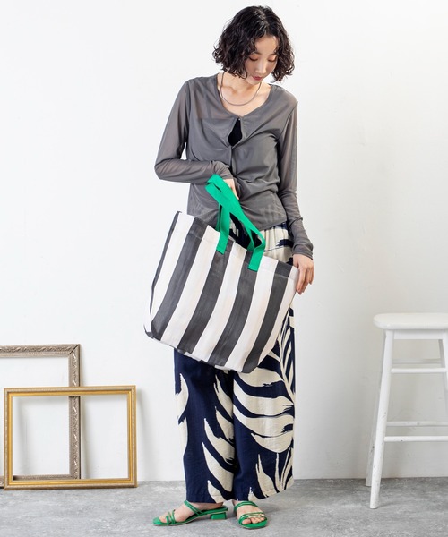 MILLION CARATS トートバッグ 大胆ストライプで洒落感アップ。軽やか大