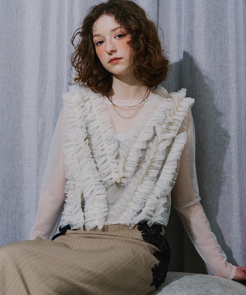 VIOLETTA（ヴィオレッタ） ギャザーフリルチュールシアートップス