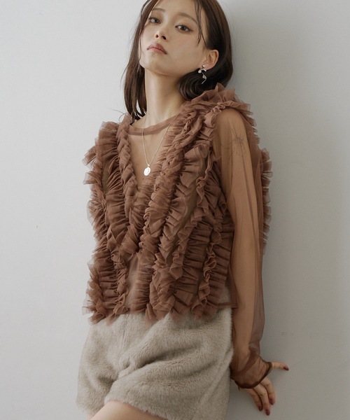 VIOLETTA（ヴィオレッタ） ギャザーフリルチュールシアートップス