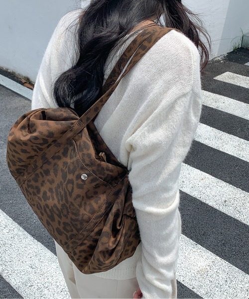 FINEnough ショルダーバッグ バッグ ドット柄 ヒョウ柄カレッジ
