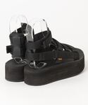 「Teva」 フラットサンダル 24cm ブラ...の詳細画像1