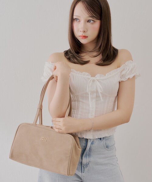 Chico（チコ） ボストンバッグ ロゴプレート付き横長ボストンバッグ
