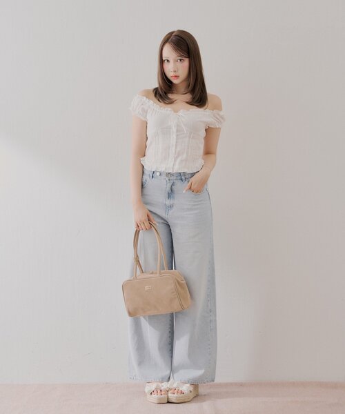 Chico（チコ） ボストンバッグ ロゴプレート付き横長ボストンバッグ
