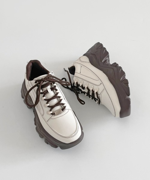 Shoes in Closet（シュークロ） スニーカー 「完売カラー予約販売開始