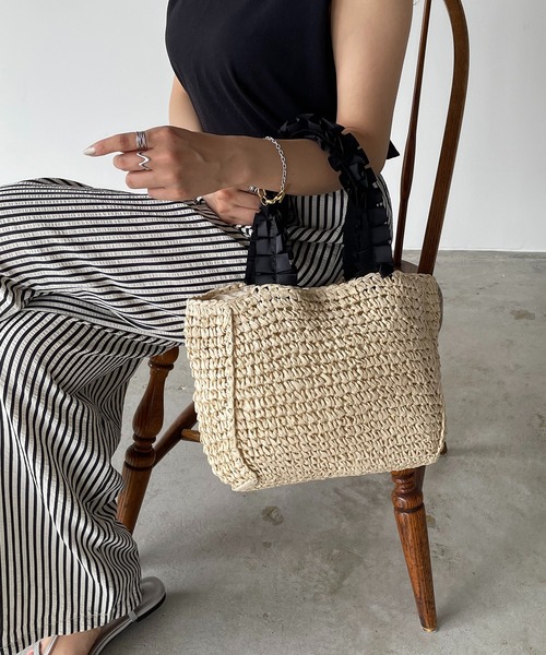 [新品] 大胆にフリルをあしらった♪カゴBAG antic rag かごバッグ カゴバッグ フリルハンドルペーパートート
