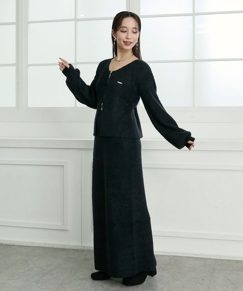 【Ki】ISSEY MIYAKE FÊTE ブラック タイトスカート　2 前後2wayフロントジップリブニットタイトスカート［M4059］[品番