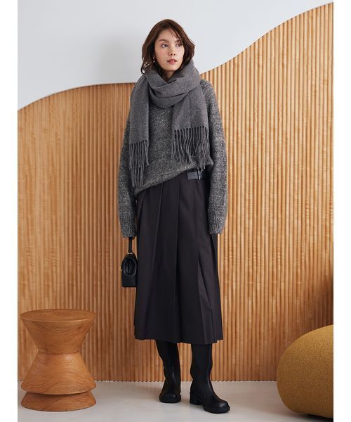 Mila Owen（ミラオーウェン） ニット セーター スパンコールVネック