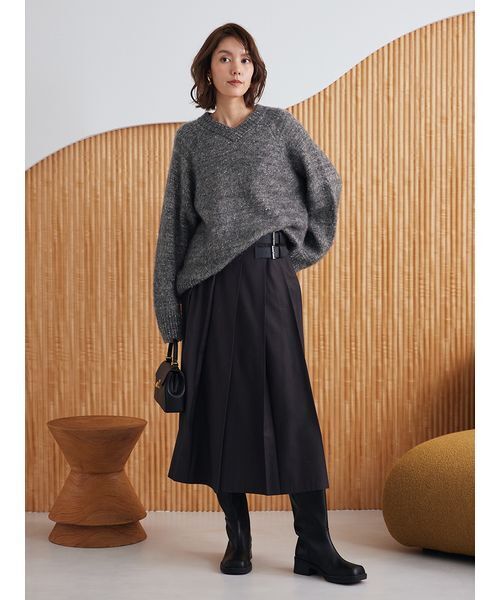 Mila Owen（ミラオーウェン） ニット セーター スパンコールVネック