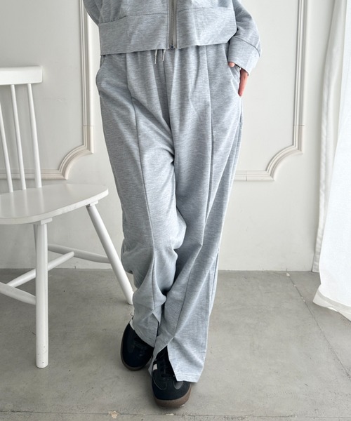CLEA セットアップ セーラーカラージップトップス×スリットパンツ