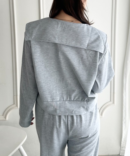 CLEA セットアップ セーラーカラージップトップス×スリットパンツ