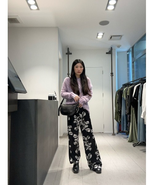 ALLSAINTS パンツ CHARLI SILK BLEND WIDE LEG FLORAL TROUSERS