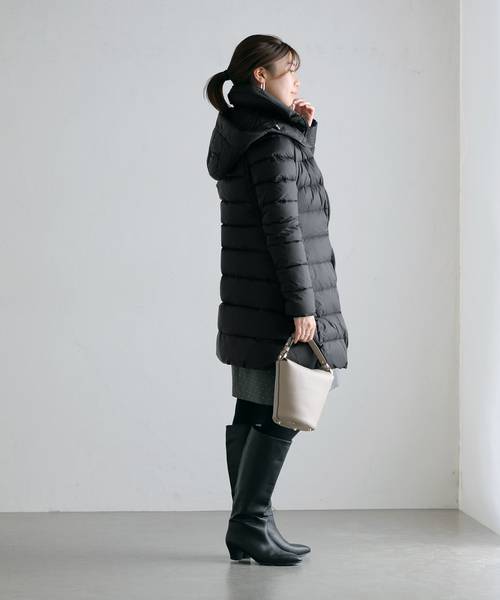 La TOTALITE（ラ トータリテ） ダウン ダウンジャケット 「TATRAS